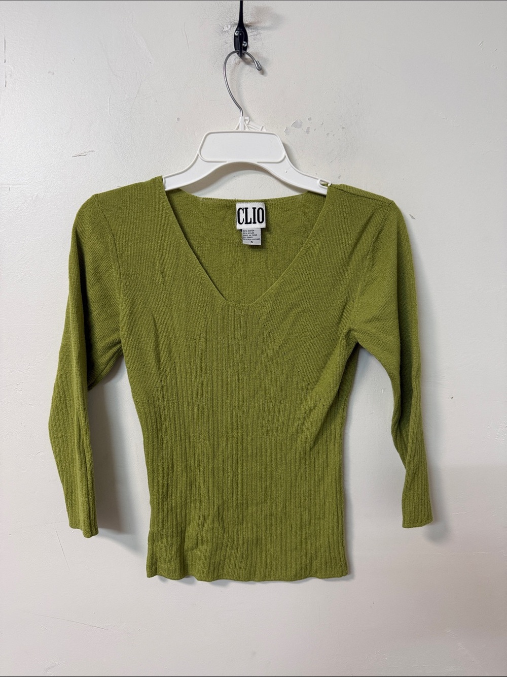 Clio Olive Green Ribbed V-Neck Sweater Y2K